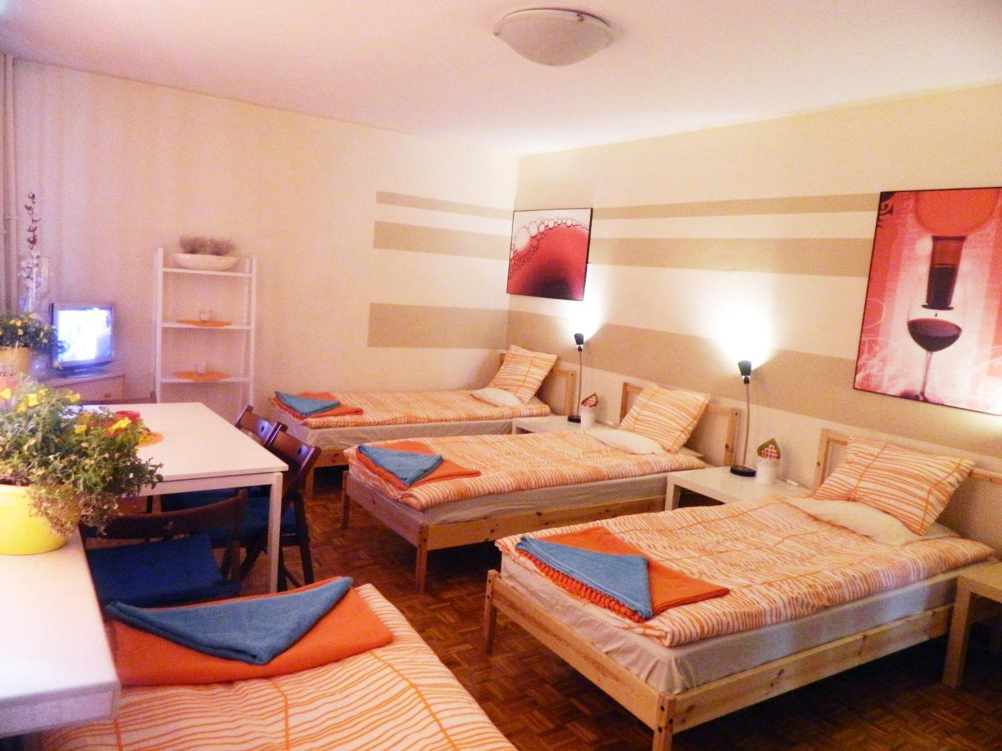 Lama Rooms Warsaw Exterior photo